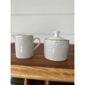 Farberware CALAIS Cream Pitcher Sugar Bowl White 22K Gold Rim Embossed Stoneware